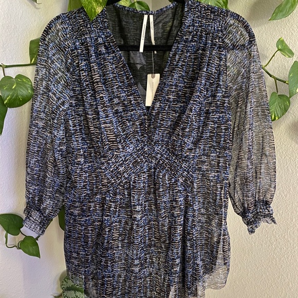 ✨ NWT Anthropologie Blouse ✨ - Picture 1 of 5